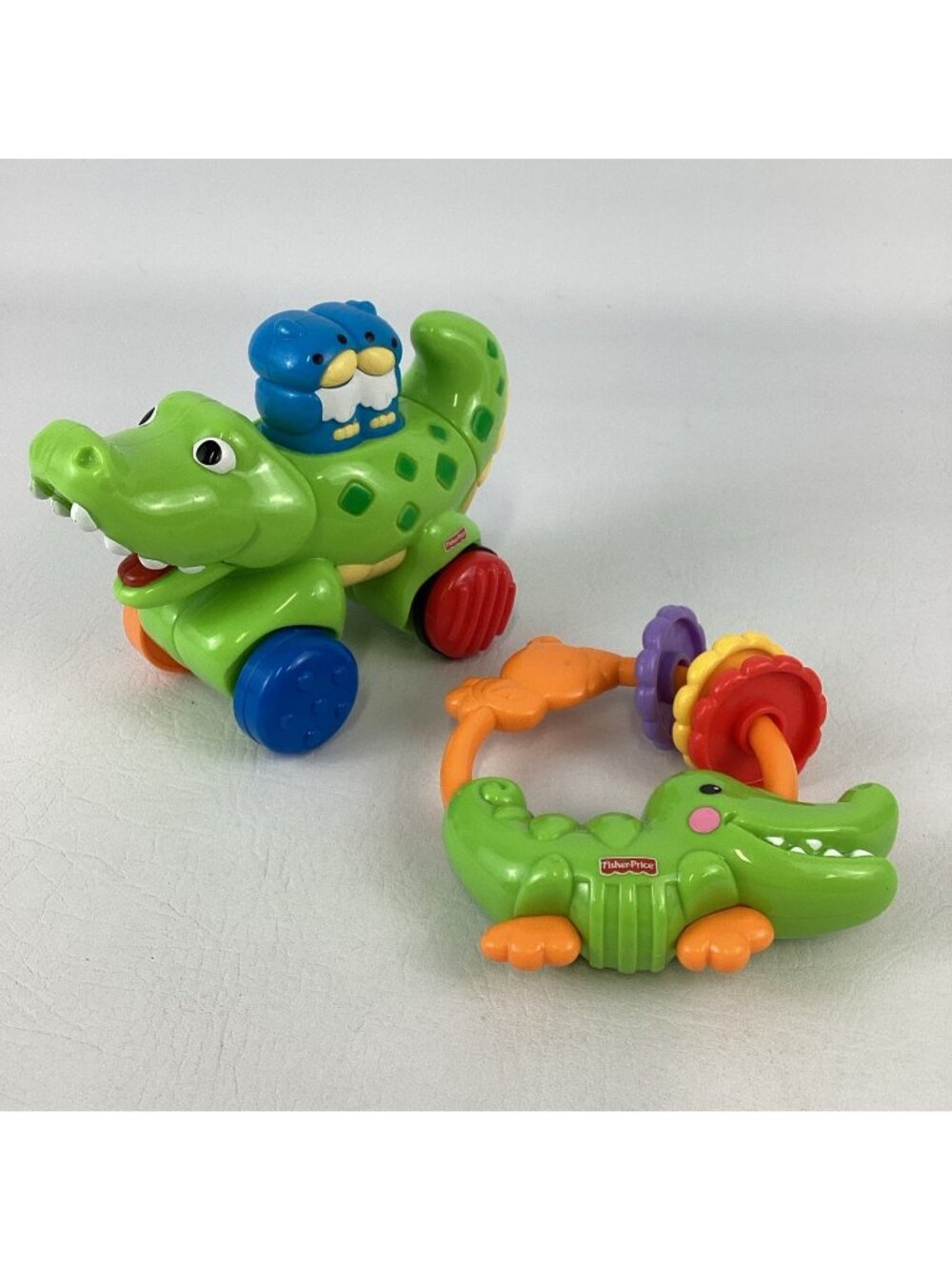 Fisher Price Amazing Animals Press Go Crocodile Clickety Clack Rattle Alligator